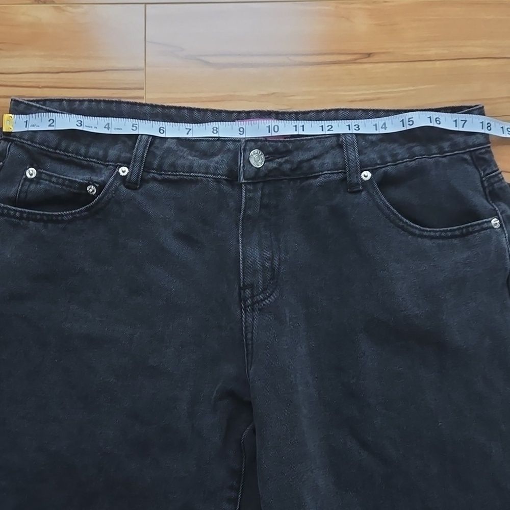 EDIKTED Low Rise Wide Leg Jeans Washed Charcoal Black Denim Size XL - Picture 8 of 11